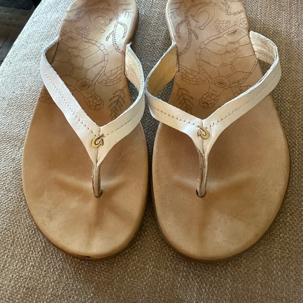 Women’s OluKai Honu Sandals size 7